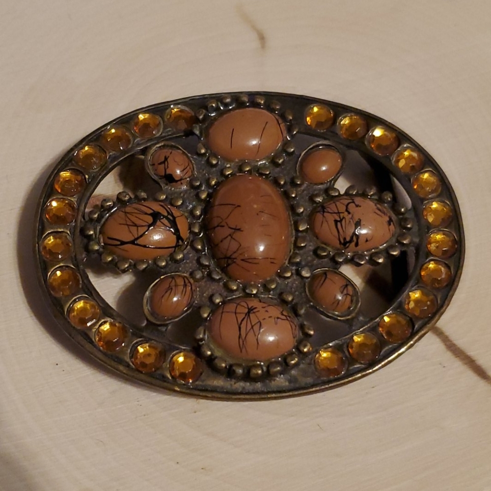 Unique Metal Brown Stone Accents Belt Buckle